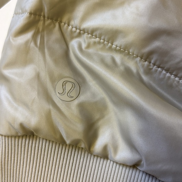 Lululemon Non Stop Reversible Vest - Picture 6 of 6